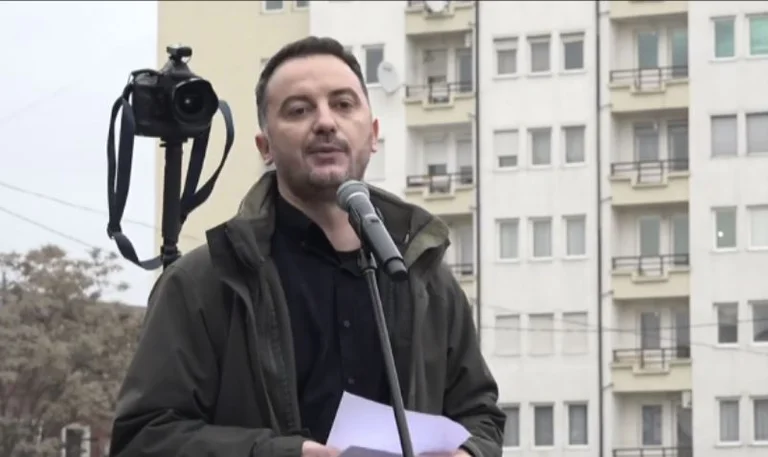 Molliqaj: Krerët e UÇK-së po mbahen peng në Hagë, duhet të ndërrohet juridiksioni i Speciales