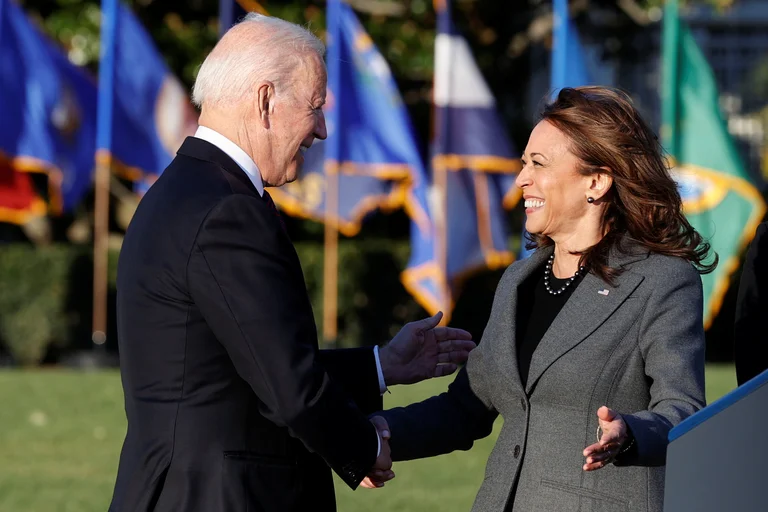 Harris: Patrimonio de Biden sin igual en la historia moderna