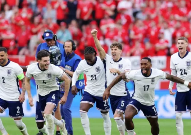 Giocatore di calcio inglese del valore di 120m euro non ha bevuto una birra nella sua vita ha promesso che lo avrebbe fatto se vincessero a Euro-2024