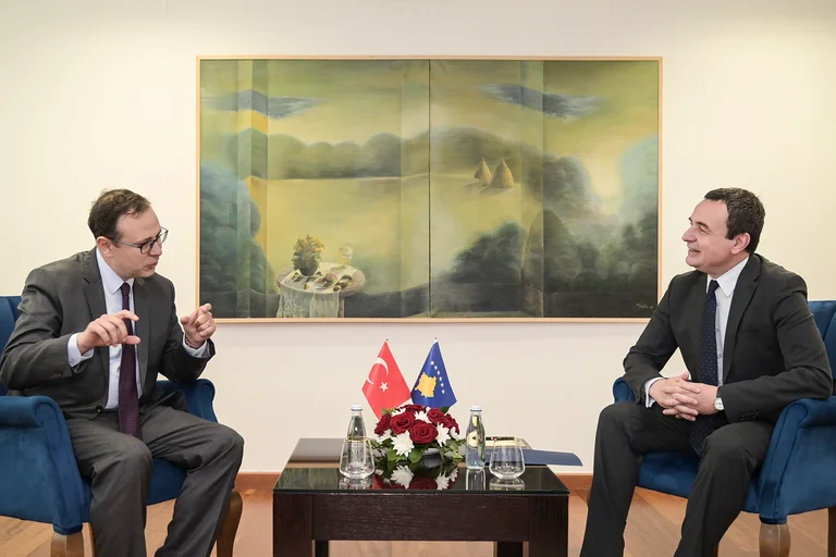 Kurti meets with Turkish ambassador, talk about defence and security co-operation