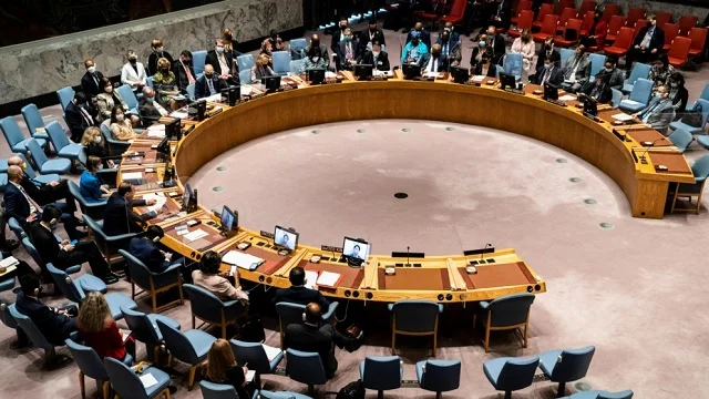 Security Council meets to discuss attacks in Ukraine