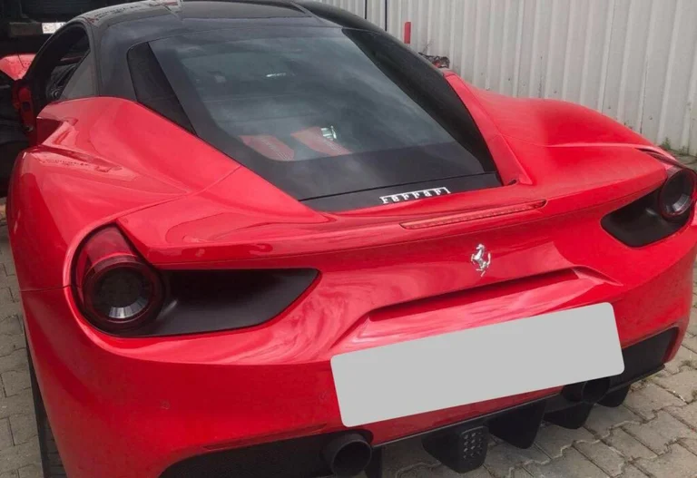 Kosovo customs seized a Ferrari worth 250,000 euros