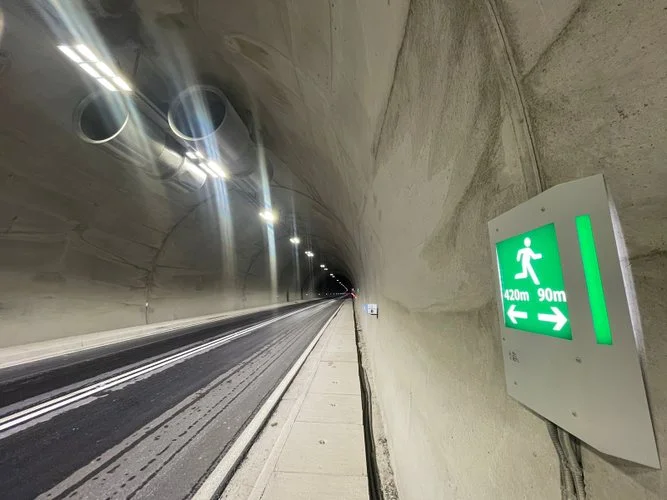 Llogara tunnel opens markedly cuts travel south of Albania