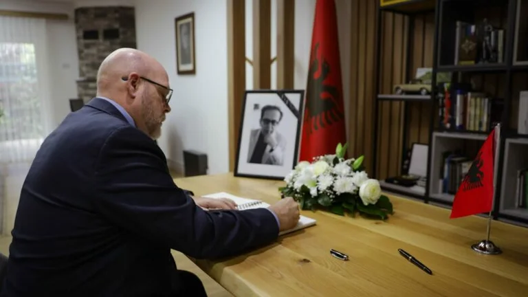 Havenier comforts about Ismail Kadare: His literature contributions have left incredible traces in the world
