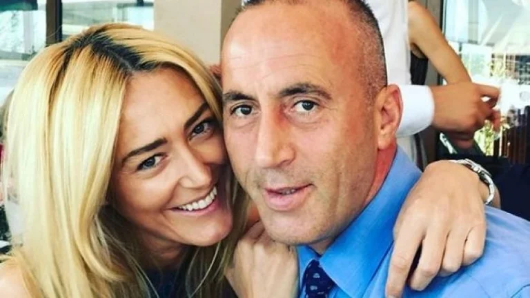 Anita congratulates Ramush for her 56th birthday: Thank you for the man you are, I continue to think I am the most beautiful gift