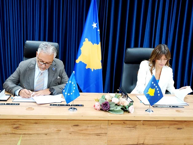 Justice Ministry, EULEX sign agreement to continue co-operation with IML for missing persons