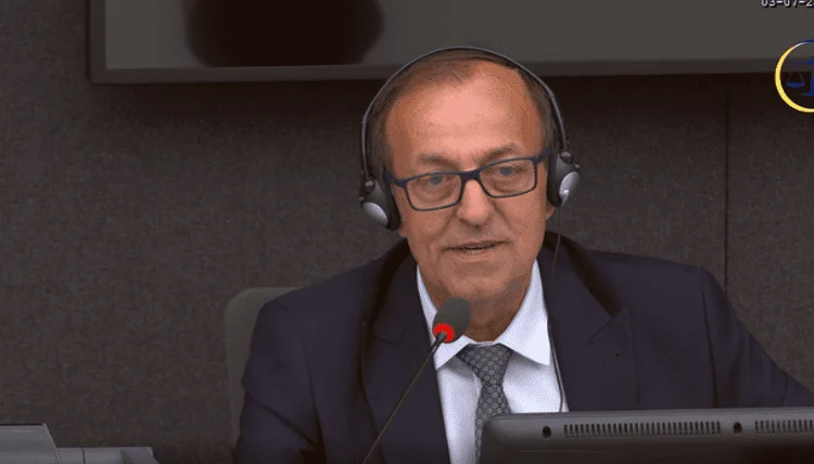 Ufficio: I comandanti della regione avevano più potere del generale Staff KLA