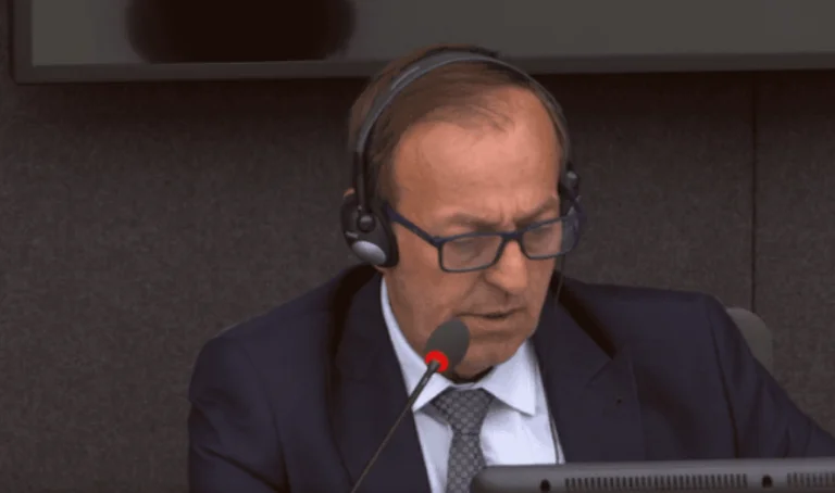 “Le Témoin souligne les surnoms que les membres de l'UCK avaient