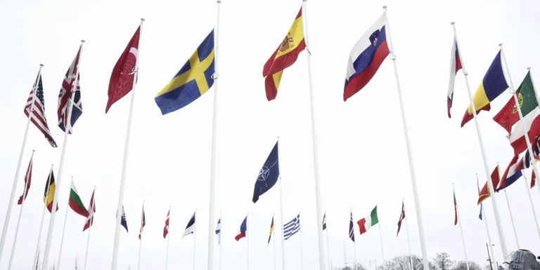 NATO to Send Special Permanent Emissars to Ukraine