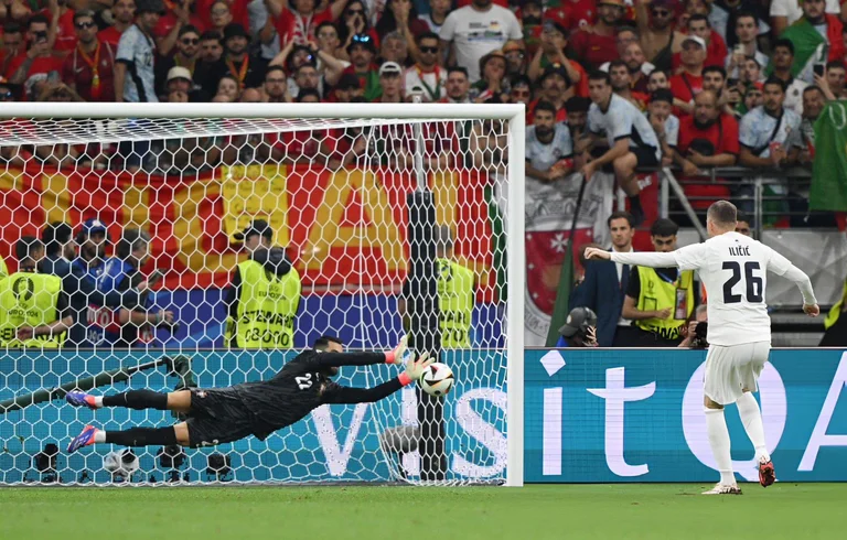 Portugal es difícil para los cuartos de final, Diogo Costa a