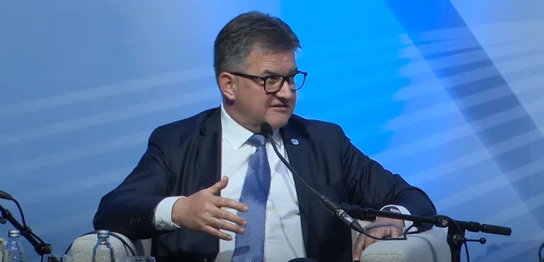 Lajcak: Ohrid Agreement legally binding, but little progress has been achieved in implementing it