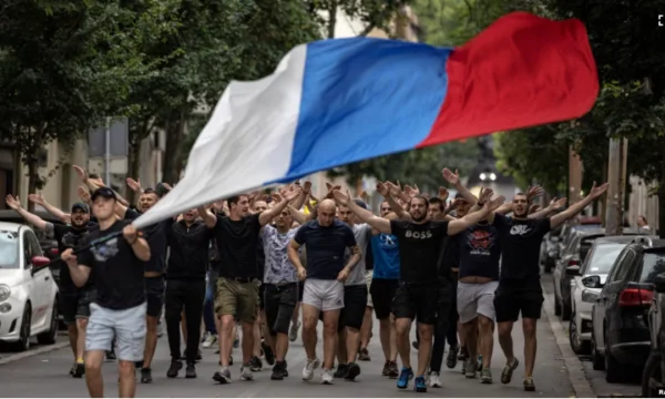 The EU expresses regret at stopping the festival “