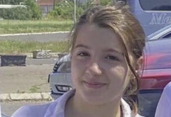 Buena salud, Aulona Kurti de 13 años