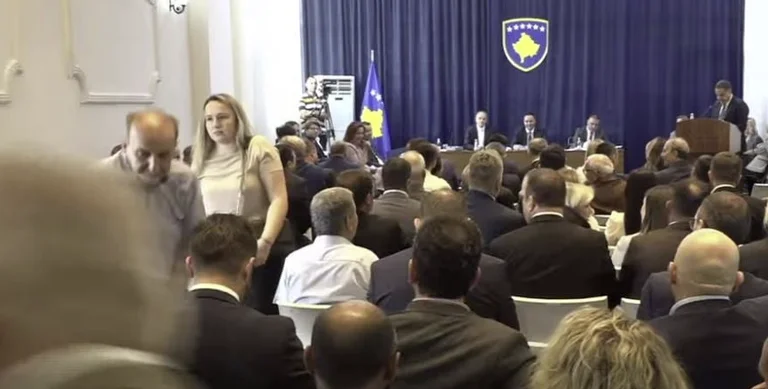 Driton Selmanaj MPs de la Lista Serbia
