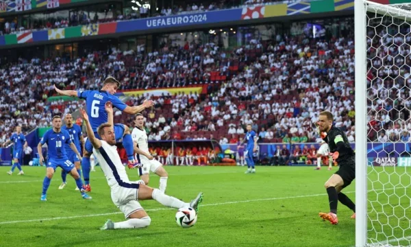 L'Angleterre se retrouve, la Slovénie marque l'histoire en se démarquant