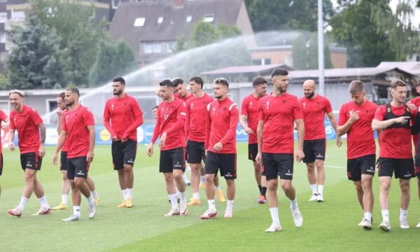 Formacionet e mundshme: Shqipëria – Spanja