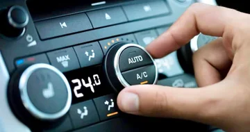 Conspiración para conductores mientras conduce en el calor