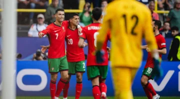 Portugal besiegt die Türkei leicht, sichert den Übergang zur Eliminierungsphase