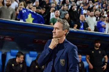Keine Ergebnisse mit Kosovo, Gliha Beleidigungen Albaniens Spieler: Es ist die albanische Tradition, sie beginnen hart, aber dann laufen sie aus Benzin.