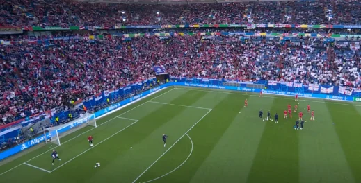 E turpshme! UEFA i lejon banerat skandaloz të tifozëve serbë në stadium