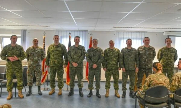 Tre oficerë të FSK-së diplomojnë në Kolegjin CGSC të ushtrisë amerikane