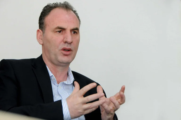 ​Limaj kërkon që opozita të jetë pjesë e dialogut me Serbinë