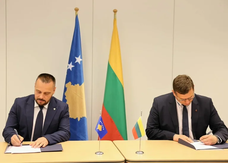 Kosova bëhet anëtare e Koalicionit të Deminimit për Ukrainën, Maqedonci jep detaje