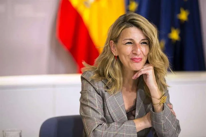 Spain's second deputy prime minister resigns, following disappointment by EU election results