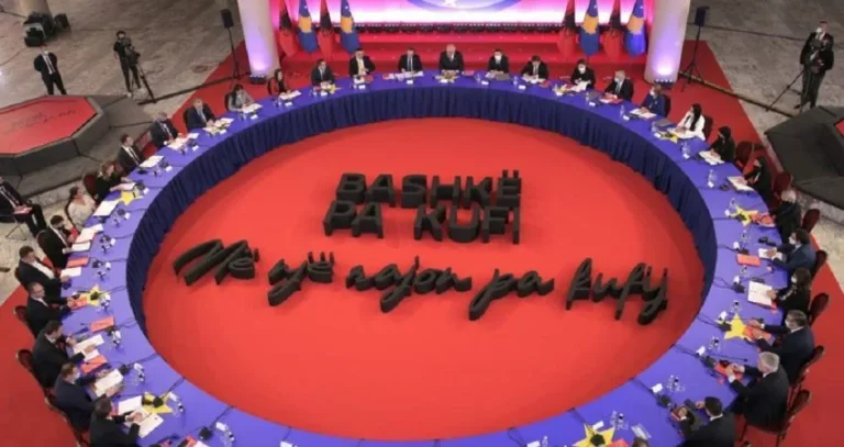 Zbardhet agjenda e mbledhjes Kosovë-Shqipëri për 28 nëntor