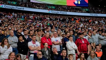 Alarmierte deutsche Polizei: 500 serbische Hooligans planen Unruhen im Spiel Englands zu verursachen