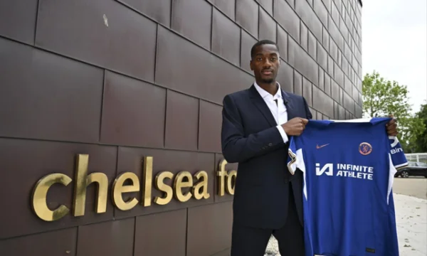 Chelsea hace su primera transferencia de verano