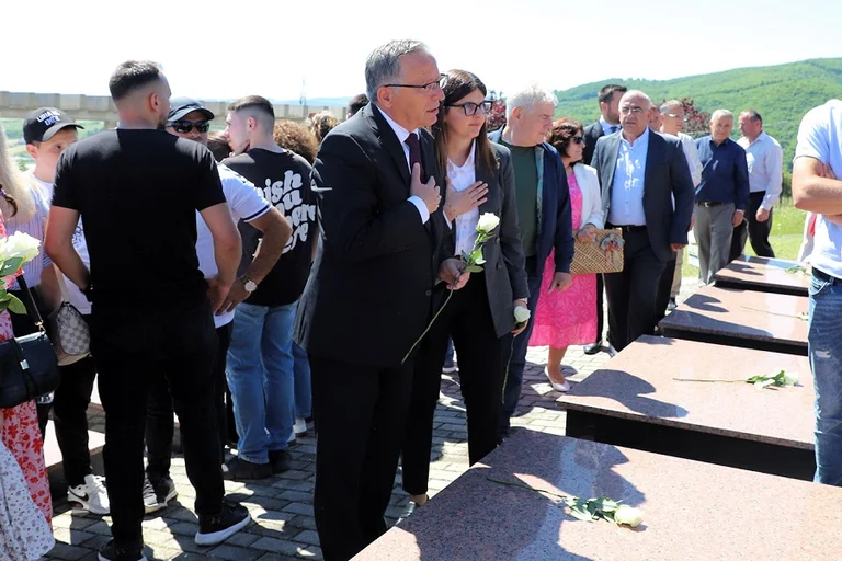 Mitrovica onora i martiri