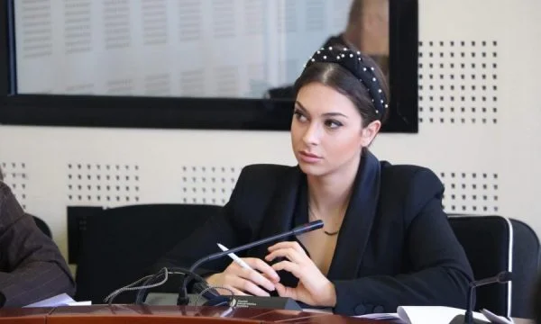 Kica-Jali reagiert auf Minister Haxhiu: Ich mochte Kusari besser und rede nicht mal.