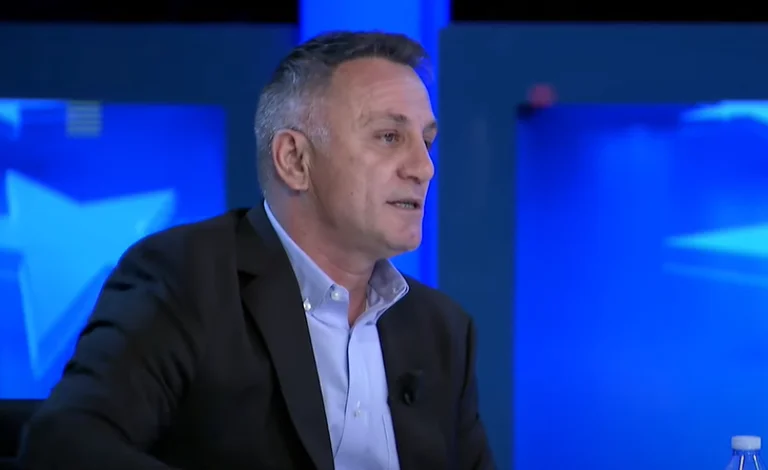Ex ispettore capo AKI: Molte spie in Kosovo