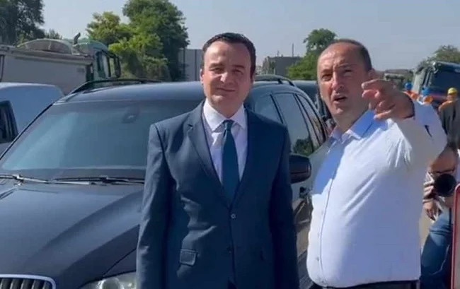 Gjallni në markete: Kurti dhe Aliu dalin për të promovuar zvogëlimin e përdorimit të qeseve plastike