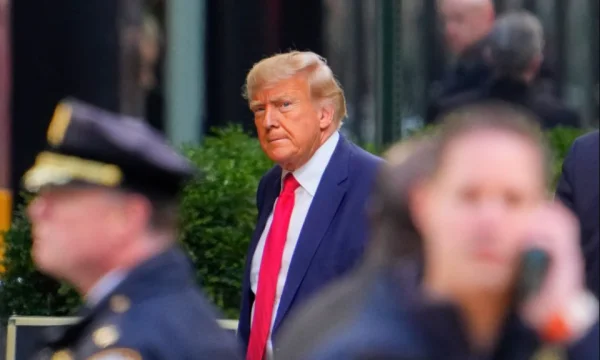 Trumpi shpallet fajtor për abuzim seksual