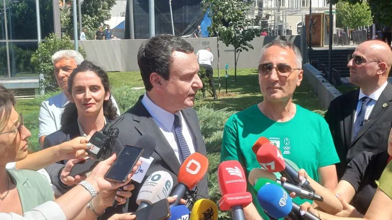 Kurt continue de protéger Kusar, qui a parlé à Radojcih : Ne le dramatisez pas à tout prix, c'est une situation montée.