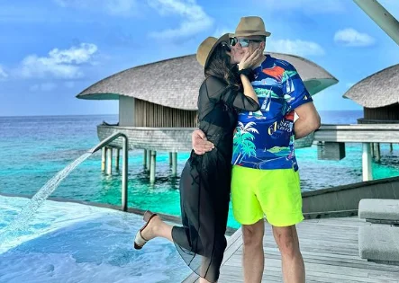 Diola mit Hingabe an Errode von den Malediven: Unsere Liebe scheint mehr als die Sonne und das Meer