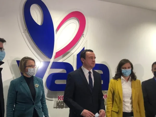 Kosovo Telecom Stops Restructuring, Economy Ministry Urged Explaination
