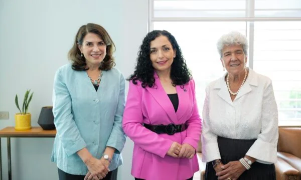 Osmani meets with two US officials in San Salvador, talks about security and partnership between the two countries