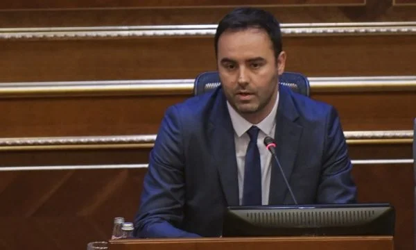 Konjufca points to the moment he intends to resign
