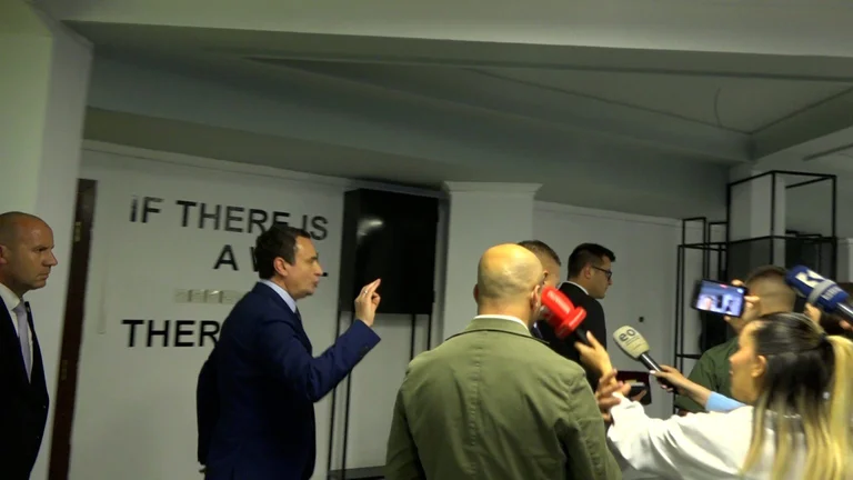 Albin Kurti flees again, contains no nervousness, nor is it set aside for “rebeling” of Vjosa Osman