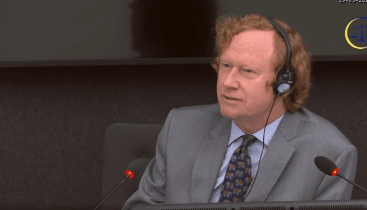 Le diplomate autrichien pour Wessel : Je sais que cela a été fait avec les services d'information de l'UCK, pendant la guerre, a été introduit comme numéro 7