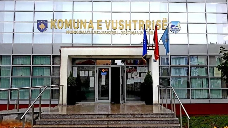 The tender for drinking water supply in the Vushtrri municipality, Chairman Idrizi points out the reasons for Periscope