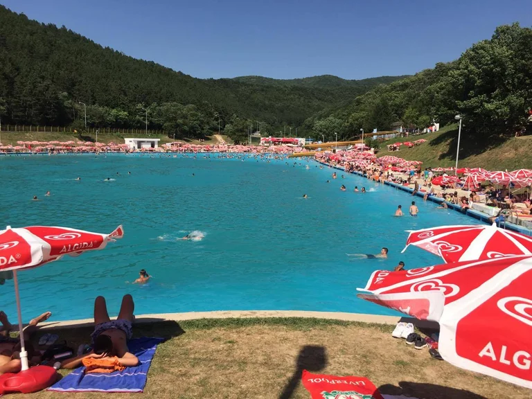 La piscina Germ appare in offerta per gli operatori privati