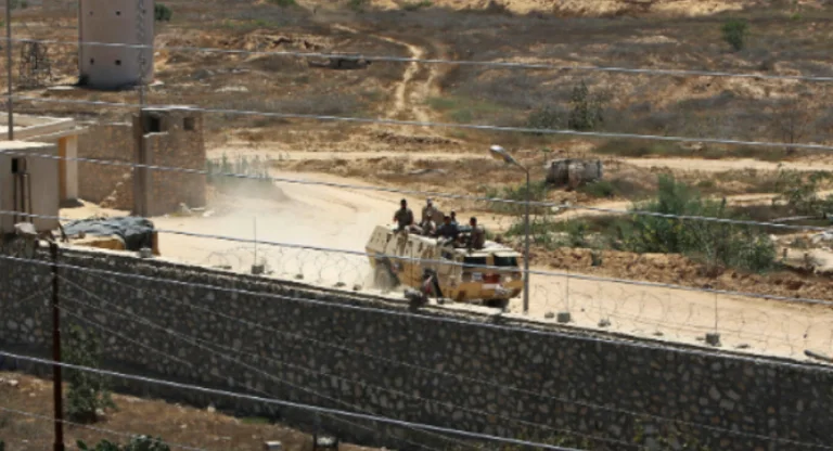 Shots between Israel and Egypt kill an Egyptian