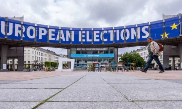Dialogue and Enlargement ʹ right-wing EU prey