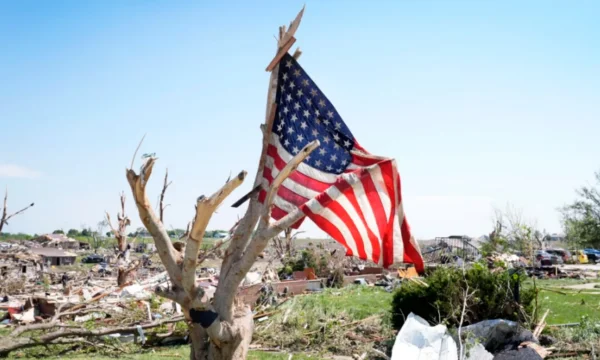 Al menos cinco muertos de poderosas tormentas en Texas