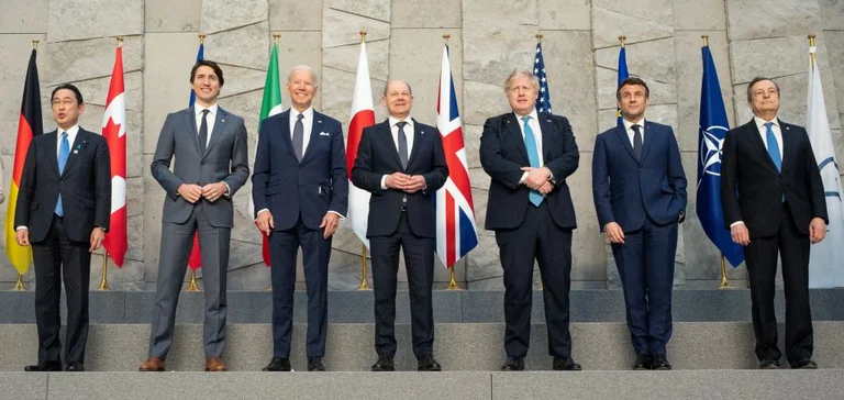 Le G7 vise à utiliser les avoirs russes gelés pour aider l'Ukraine