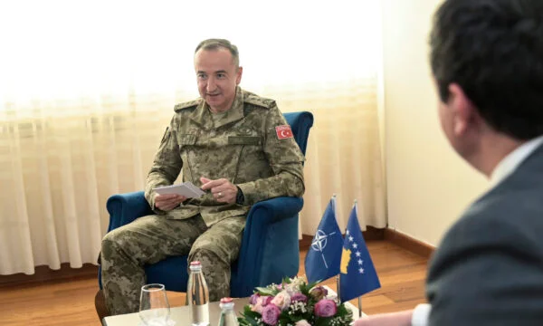 La fermeture de six banques dans le nord, commandant de la KFOR Kurti : Éviter toute action unilatérale qui provoque des tensions